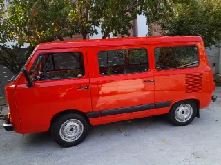 Foto 5 di 6: FIAT 900T(1975-1980) 900 E pulmino 7 posti del 1987      