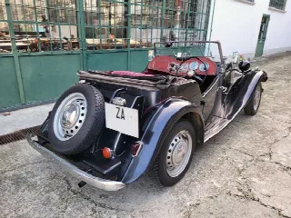 Foto 24 di 46: MG TD Midget 