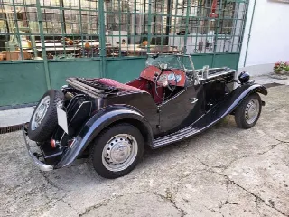 Foto 26 di 46: MG TD Midget 