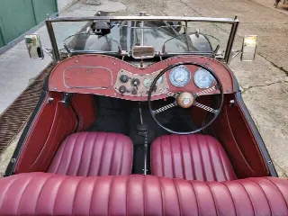 Foto 30 di 46: MG TD Midget 