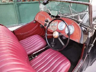 Foto 31 di 46: MG TD Midget 