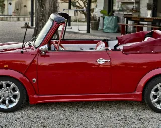 Foto 5 di 6: MINI CLASSIC (1959-2001) MK5 Convertible 