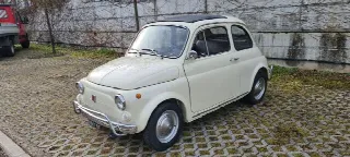 Foto 2 di 6: FIAT 500 LUSSO   