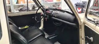 Foto 4 di 6: FIAT 500 LUSSO   