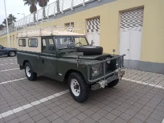 Foto 1 di 5: LAND ROVER 109 Series seconda serie 