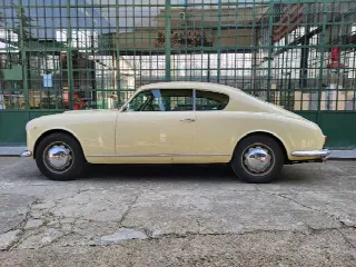 Foto 3 di 41: LANCIA Aurelia B20 GT IV Serie  