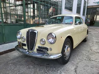 Foto 5 di 41: LANCIA Aurelia B20 GT IV Serie  
