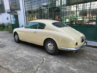 Foto 15 di 41: LANCIA Aurelia B20 GT IV Serie  