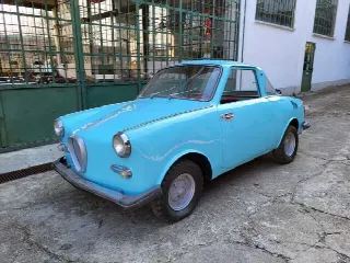 Foto 1 di 31: GLAS GoggomobilTS250  