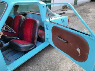 Foto 18 di 31: GLAS GoggomobilTS250  