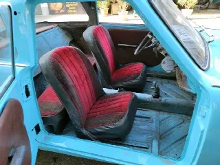 Foto 20 di 31: GLAS GoggomobilTS250  