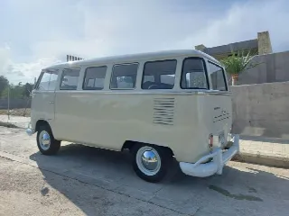 Foto 8 di 13: Volkswagen T1 DE LUXE  