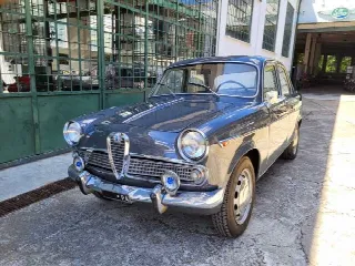 Foto 4 di 40: ALFA ROMEO Giulietta TI - SUMMER PRICE