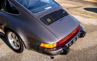 Foto 9 di 11: PORSCHE 911 Carrera 2.7 