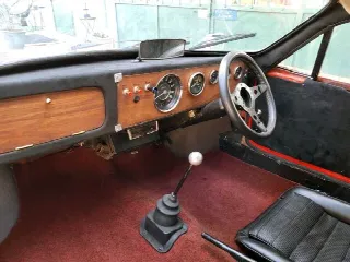 Foto 27 di 33: MINI  Marcos 1300 GT - SUMMER PRICE