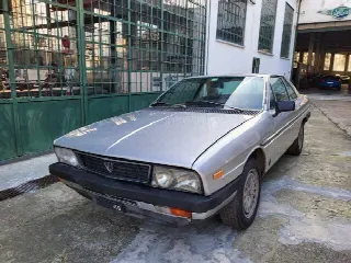 Foto 6 di 49: LANCIA Gamma Coupè 2000 I Serie - SUMMER PRICE