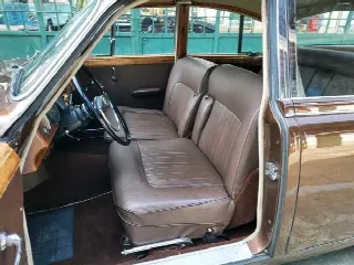 Foto 15 di 43: DAIMLER 2.5 V8 Saloon - SUMMER PRICE