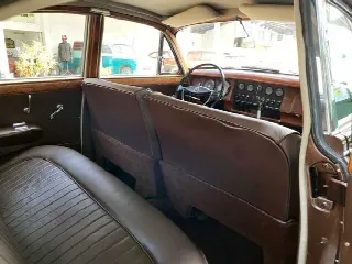 Foto 34 di 43: DAIMLER 2.5 V8 Saloon - SUMMER PRICE