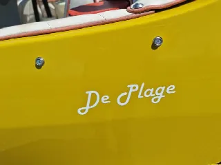 Foto 9 di 9: RENAULT Twingo De plage   