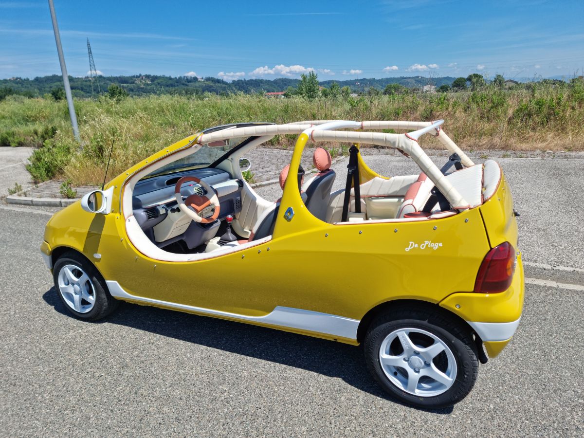 RENAULT Twingo De plage   