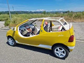 Foto 1 di 9: RENAULT Twingo De plage   