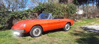 Foto 2 di 2: ALFA ROMEO Spider Duetto Osso di seppia 