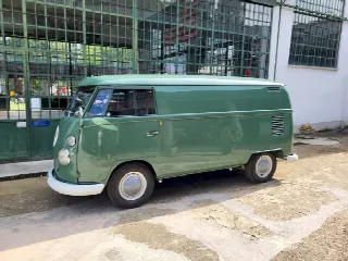 Foto 3 di 39: Volkswagen T1 Panel Split Window - SUMMER PRICE
