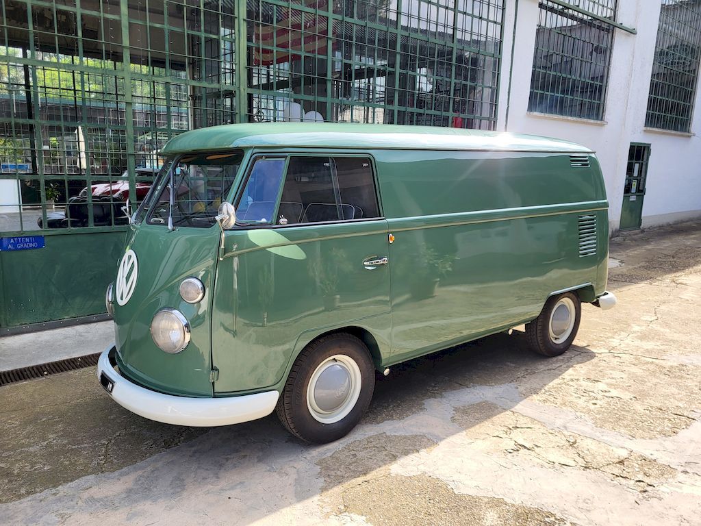 Volkswagen T1 Panel Split Window - SUMMER PRICE
