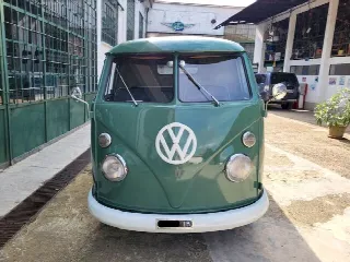 Foto 8 di 39: Volkswagen T1 Panel Split Window - SUMMER PRICE