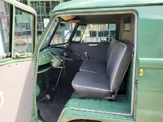 Foto 14 di 39: Volkswagen T1 Panel Split Window - SUMMER PRICE