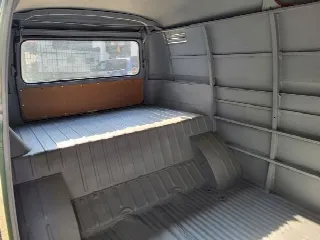 Foto 29 di 39: Volkswagen T1 Panel Split Window - SUMMER PRICE