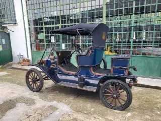 Foto 20 di 32: FORD Model T Roadster - SUMMER PRICE