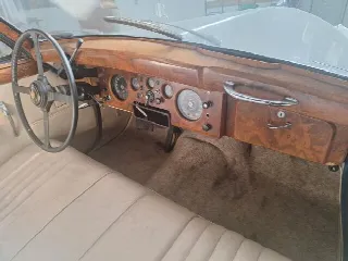 Foto 3 di 4: JAGUAR MkVIII BERLINA  