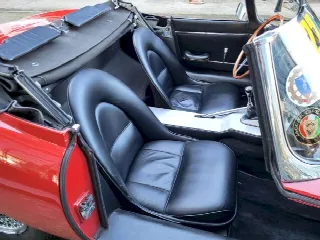 Foto 26 di 51: JAGUAR E-Type SI (1961-1968) Roadster OTS Series 1 - SUMMER PRICE
