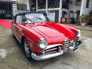 Foto 44 di 61: ALFA ROMEO Giulietta Spider 