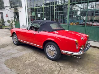 Foto 57 di 61: ALFA ROMEO Giulietta Spider 