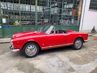 Foto 6 di 61: ALFA ROMEO Giulietta Spider 