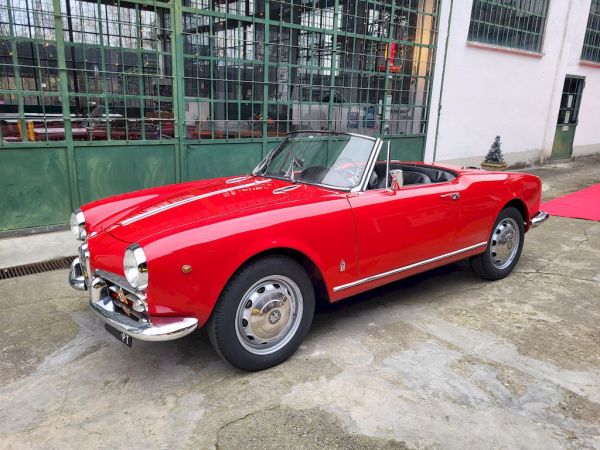 ALFA ROMEO Giulietta Spider 