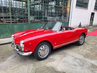 Foto 1 di 61: ALFA ROMEO Giulietta Spider 
