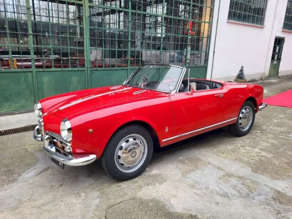 ALFA ROMEO Giulietta Spider