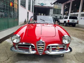Foto 4 di 61: ALFA ROMEO Giulietta Spider 