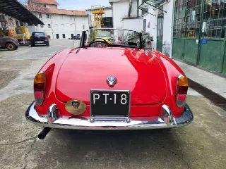 Foto 15 di 61: ALFA ROMEO Giulietta Spider 