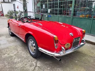 Foto 19 di 61: ALFA ROMEO Giulietta Spider 