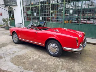Foto 16 di 61: ALFA ROMEO Giulietta Spider 