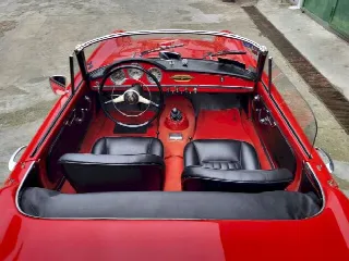 Foto 12 di 61: ALFA ROMEO Giulietta Spider 