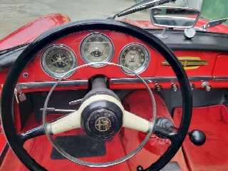 Foto 22 di 61: ALFA ROMEO Giulietta Spider 