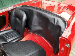 Foto 31 di 61: ALFA ROMEO Giulietta Spider 