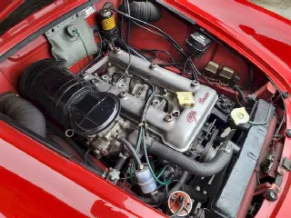Foto 42 di 61: ALFA ROMEO Giulietta Spider 