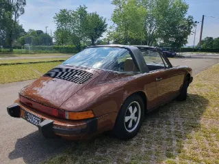 Foto 6 di 9: PORSCHE 911(1963-1973) Modello G Targa