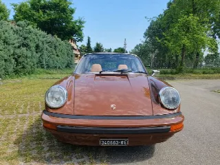 Foto 3 di 9: PORSCHE 911(1963-1973) Modello G Targa